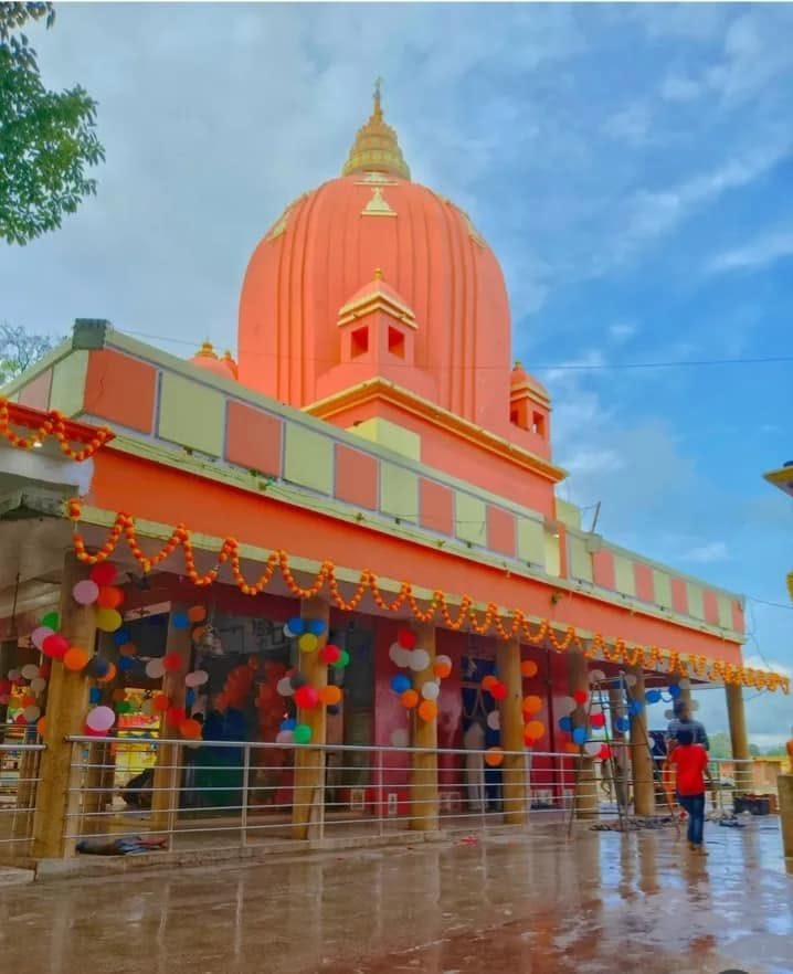 Baba Mahendra Nath sacred Shivling at Mahen, Deoria